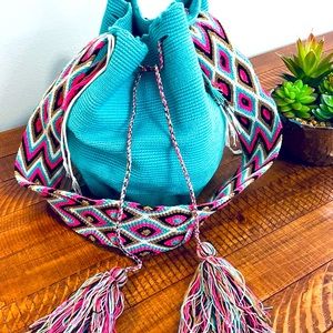Colombian Handbag, Mochila Wayuu, 100% Original Cotton Handmade Bucket Bag.